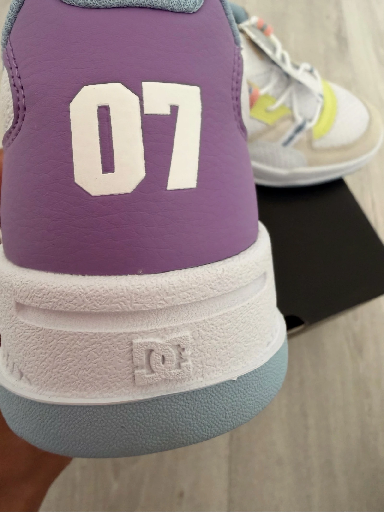 Authentic Dc Shoes Sneakers Women size 37 – photo 14